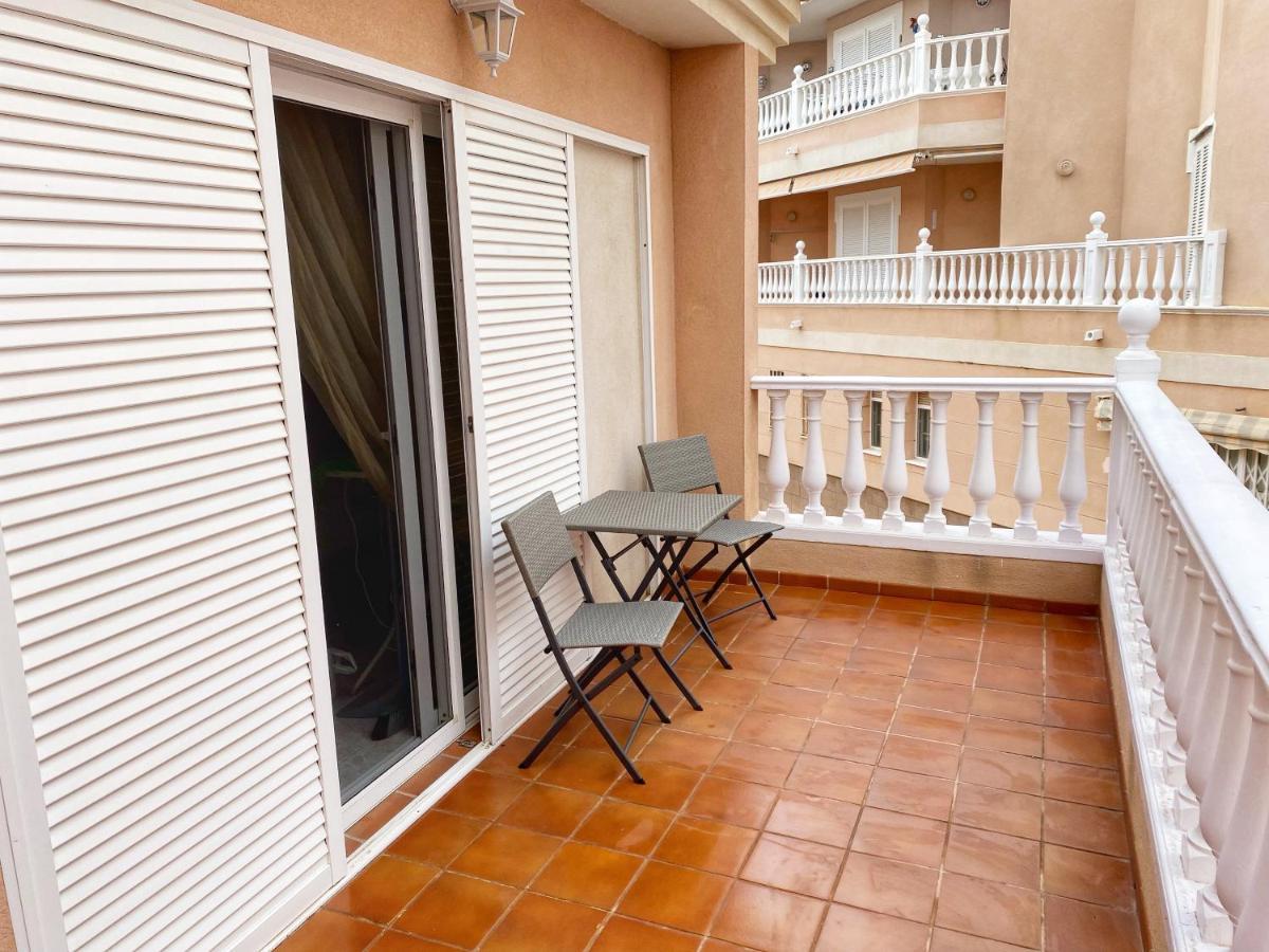 Hugo'S Holiday Apartment In Costa Del Silencio Arona  Eksteriør billede